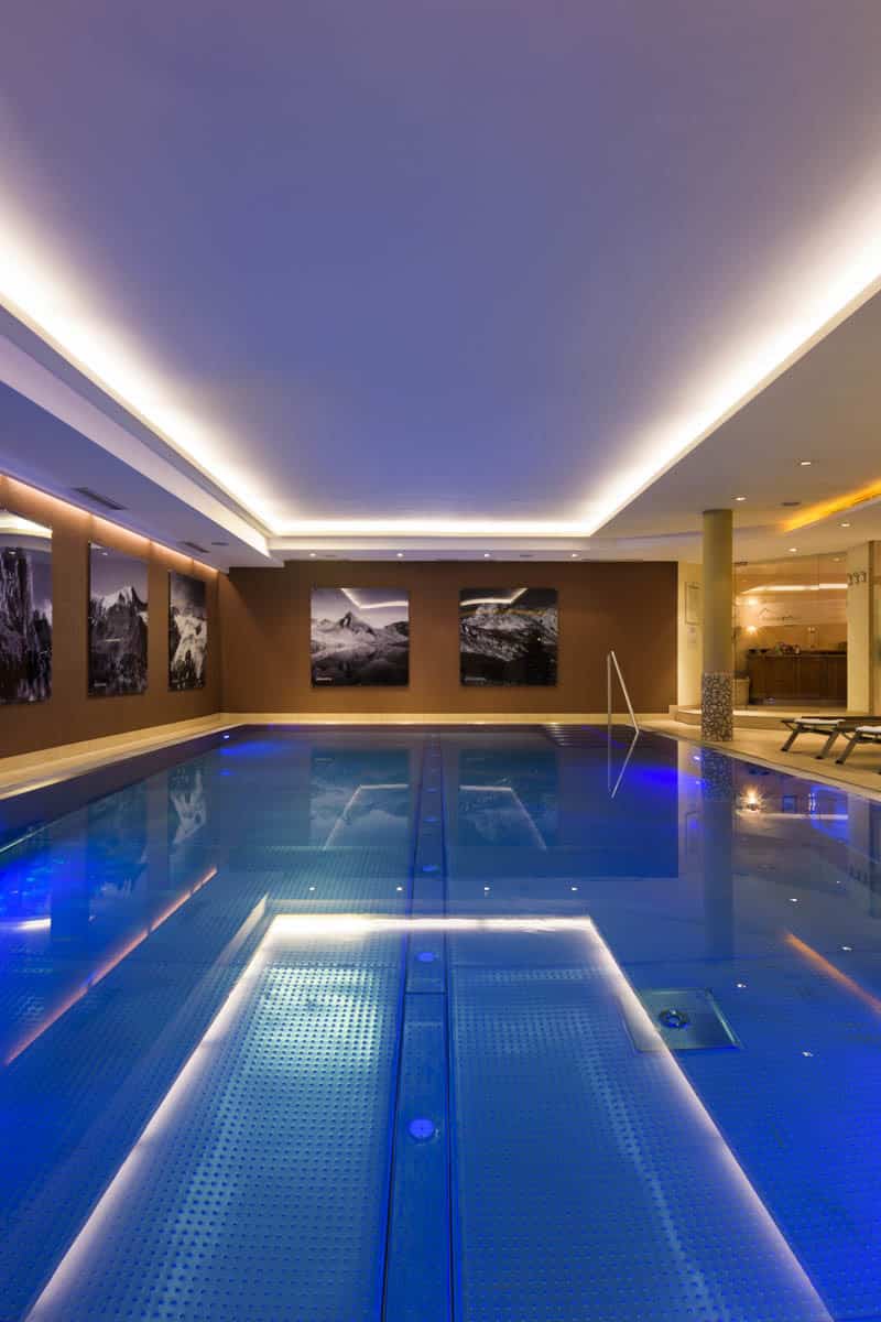 Indoorpool-Schwimmen-Relaxen-Sepp-und-Hannis-Suiten-im-Dorf-operated-by-Hotel-Stubaierhof-Neustift13