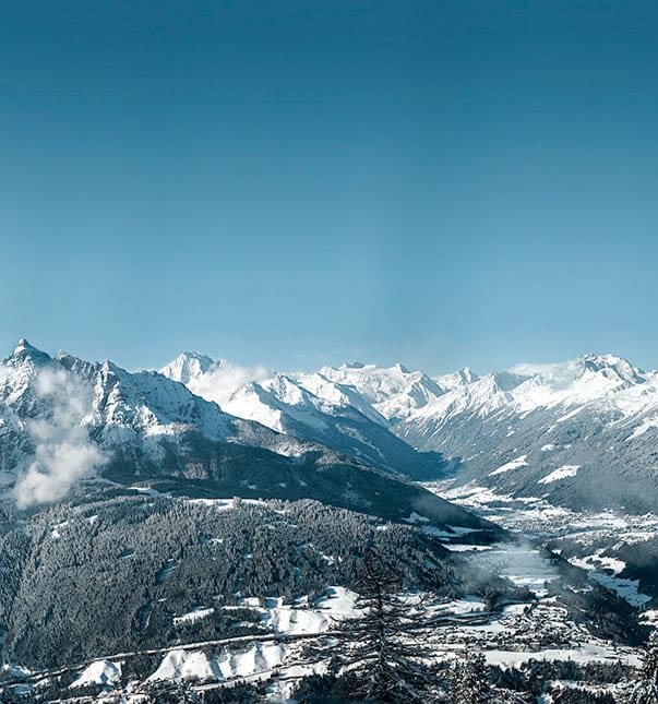 Sepp-und-Hannis-Winter-Landschaft-Stubai-Panorama